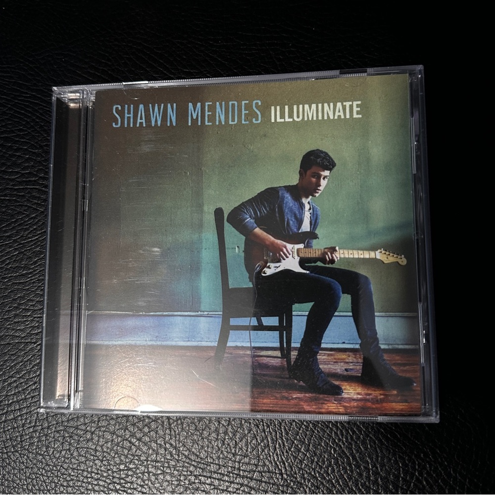 Shawn Mendes Illuminate Album CD